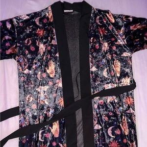 urban outfitters celestial print velvet robe